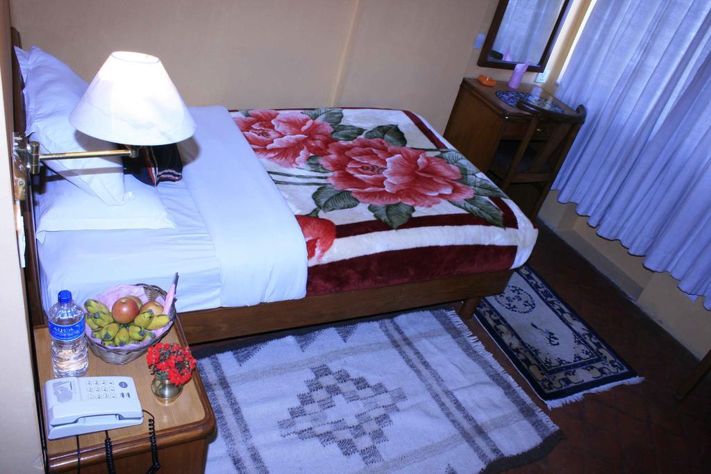 קטמנדו Heritage Home Hotel And Guest House חדר תמונה